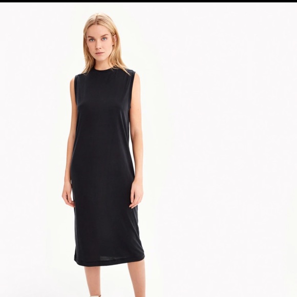 Lolë Aurora modal sleeveless t-shirt dress - Picture 7 of 7